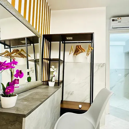Oasi Rome Termini Apartmán *
